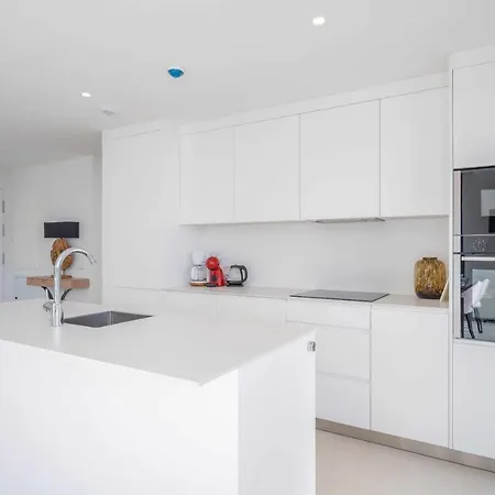 Elegante Oasis Con Piscina Privada Fuengirola